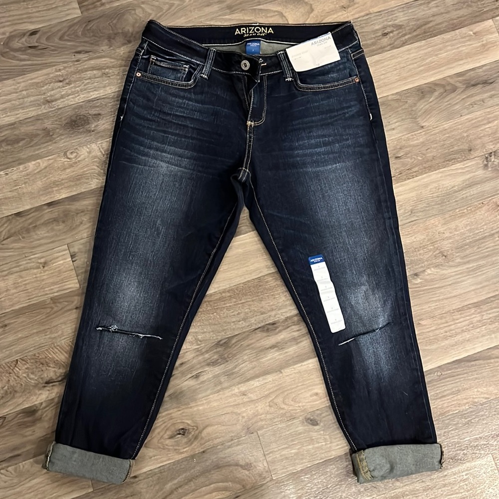 ⭐️ Womans Arizona Co. jegging crop (jean material) size 7 ⭐️ bundle 4/20